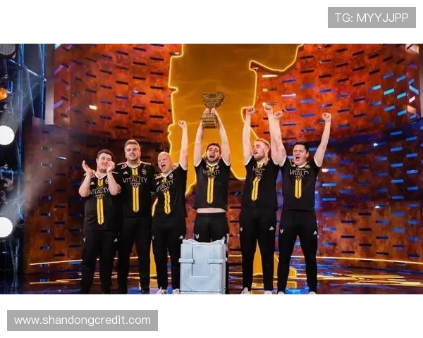 CSGO耐力排行榜最新出炉V5战队荣耀跻身第八名引发热议 CSGO耐力排行榜最新出炉V5战队荣耀跻身第八名引发热议