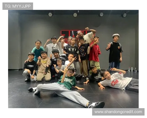 成都街舞队的耐力变革引发热议展现街舞文化新风貌