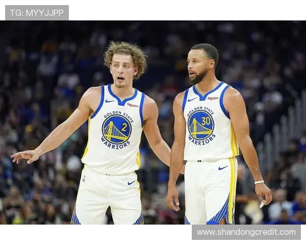 勇士与马刺对决精彩回顾及比赛数据分析详解