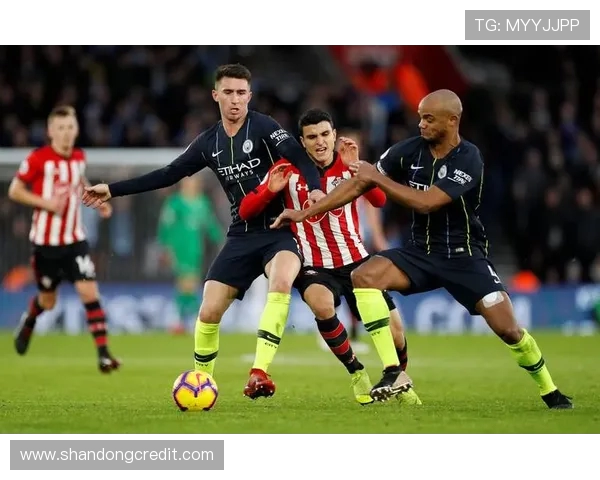 查尔顿与桑德兰激战正酣赛果揭晓精彩瞬间回顾 查尔顿与桑德兰激战正酣赛果揭晓精彩瞬间回顾