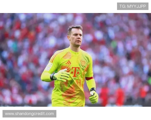 诺伊尔重伤缺席整个赛季拜仁迅速求助德赫亚填补门将空缺