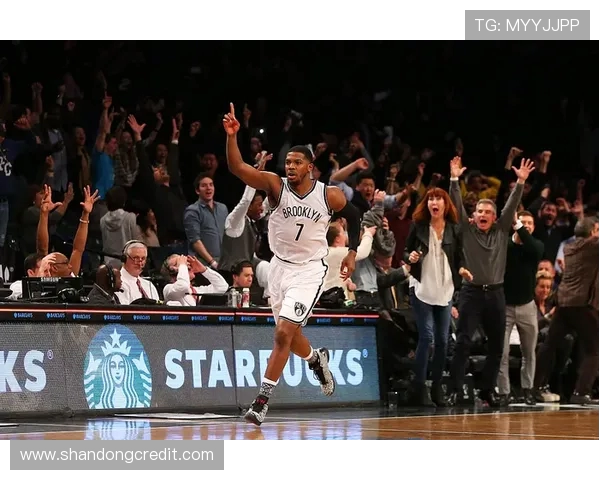 韦德挑战美国街头篮球队的传奇对决与精彩瞬间回顾