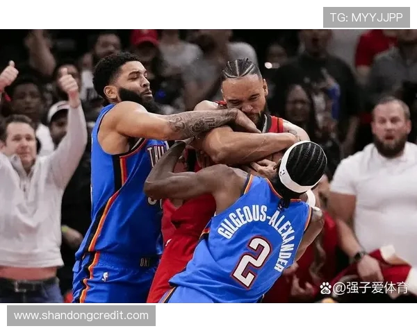 雷霆与火箭精彩对决直播录像回顾全场亮点与精彩瞬间分析