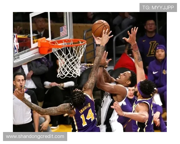 马刺与湖人精彩对决超清回放全场精彩瞬间尽在眼前