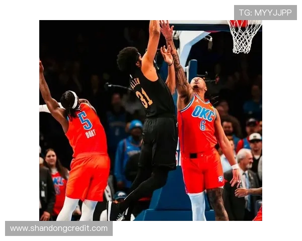 骑士与雷霆精彩对决NBA录像直播全程回顾与分析