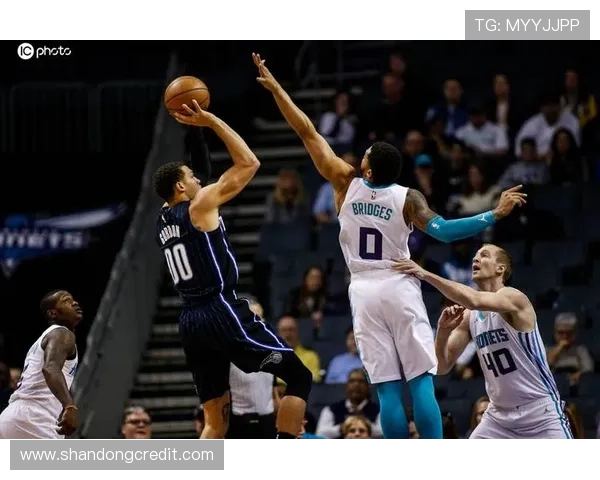 魔术对阵篮网精彩直播360全景体验尽在此刻不容错过