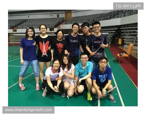 广州羽毛球队与武汉羽毛球队赛后复盘实力对比分析与未来展望