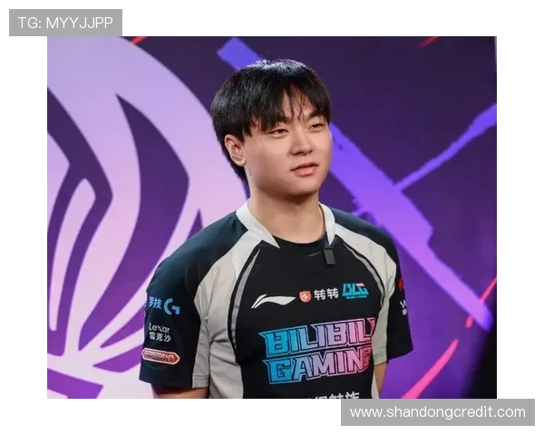 BLG在世界冠军杯中展现出惊人速度表现的全面分析与点评 BLG在世界冠军杯中展现出惊人速度表现的全面分析与点评