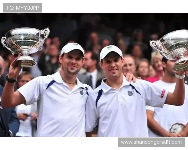 北京网球队在邀请赛中的团队协作表现及其对比赛胜利的影响分析