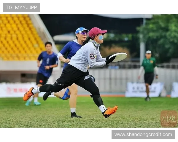 杭州飞盘队与成都飞盘队耐力对决赛后分析与总结